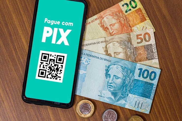 Pagamento via Pix na tela do smartphone